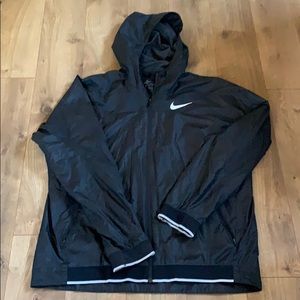Nike Men’s Dri-Fit Windbreaker Jacket